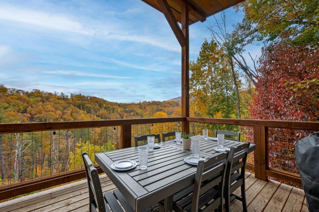 The Overlook - '21 Cabin - Gorgeous Unobstructed Views - Fire Pit Table - Gamerm - Hottub - Xbox - Lots Of Bears Gatlinburg Exteriér fotografie