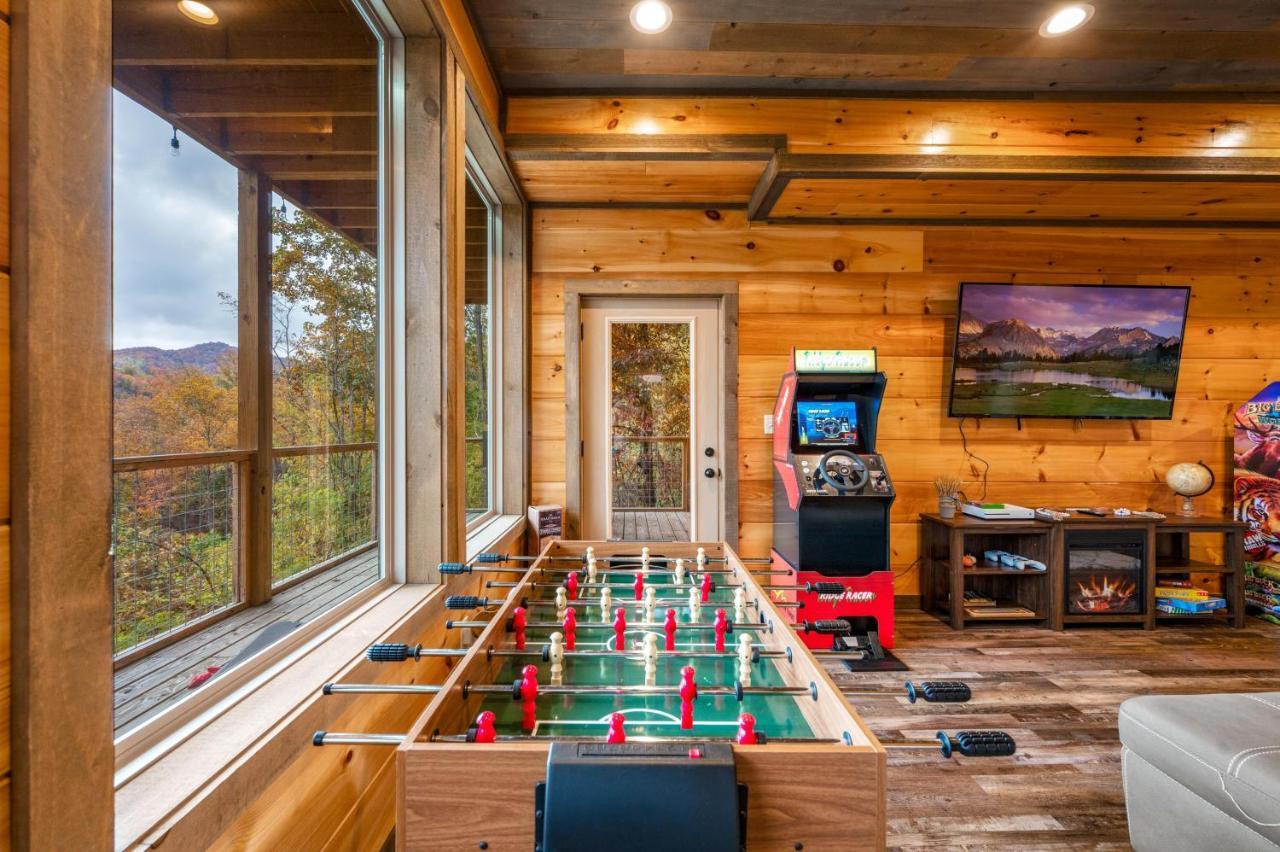 The Overlook - '21 Cabin - Gorgeous Unobstructed Views - Fire Pit Table - Gamerm - Hottub - Xbox - Lots Of Bears Gatlinburg Exteriér fotografie