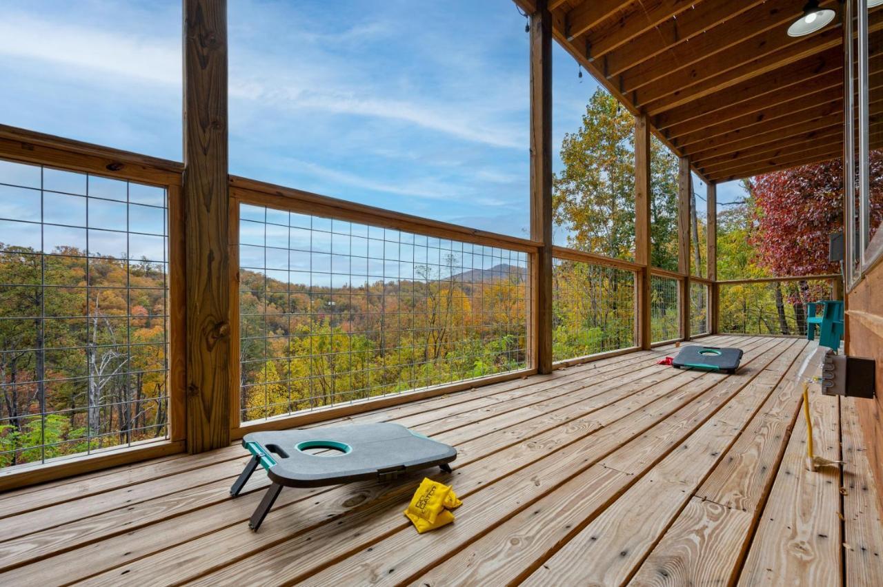 The Overlook - '21 Cabin - Gorgeous Unobstructed Views - Fire Pit Table - Gamerm - Hottub - Xbox - Lots Of Bears Gatlinburg Exteriér fotografie