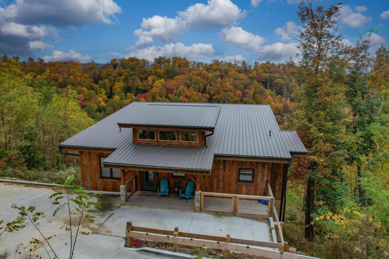 The Overlook - '21 Cabin - Gorgeous Unobstructed Views - Fire Pit Table - Gamerm - Hottub - Xbox - Lots Of Bears Gatlinburg Exteriér fotografie